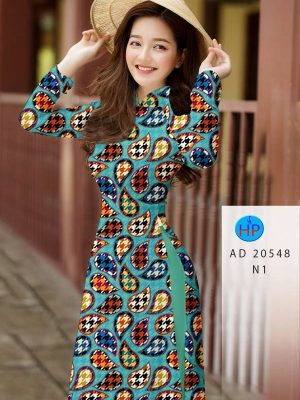 1629170235 32 vai ao dai dep mau moi (18)